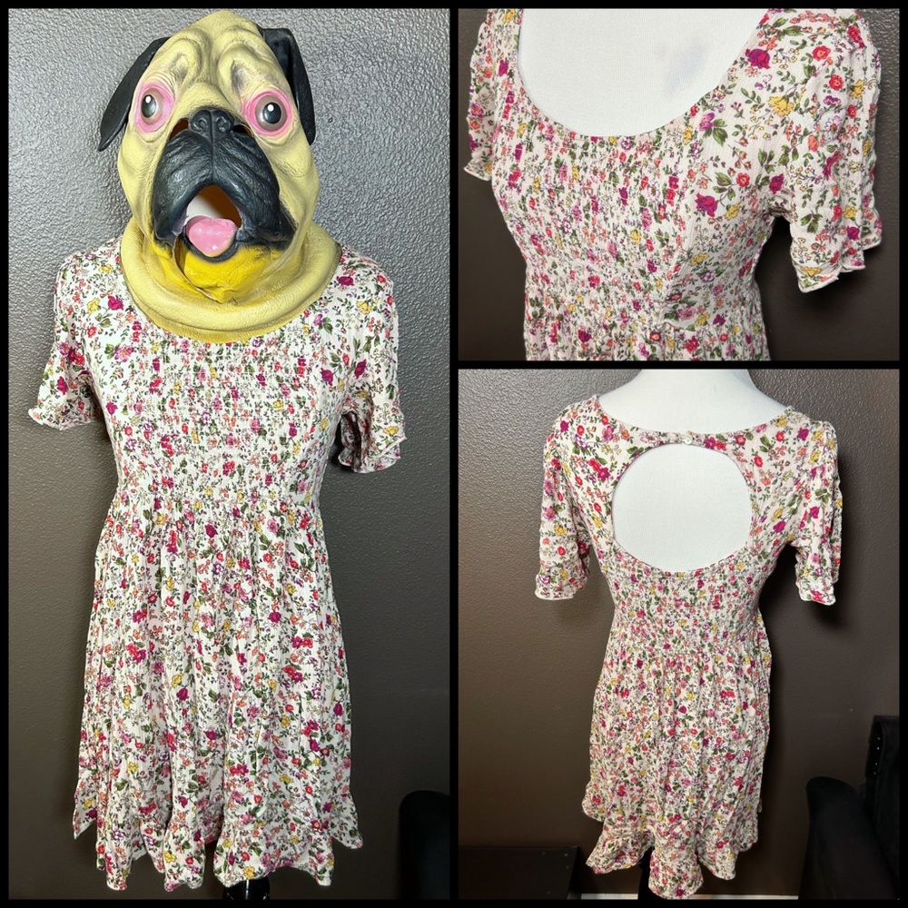 Cutie, PATRONS OF PEACE, floral dress!!